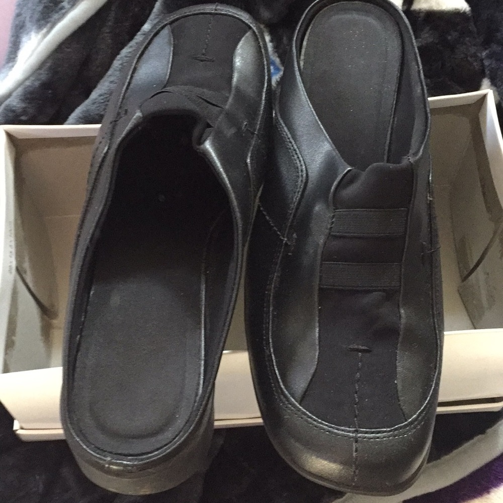 Black leather mules
